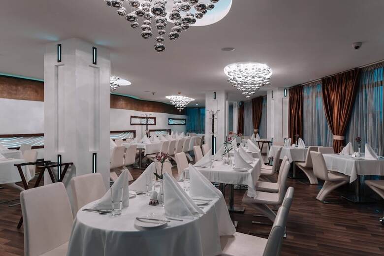 Diamond Hotel