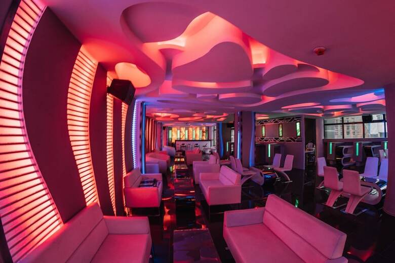 Diamond Hotel