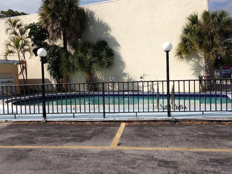 Hotel Cadillac Motel