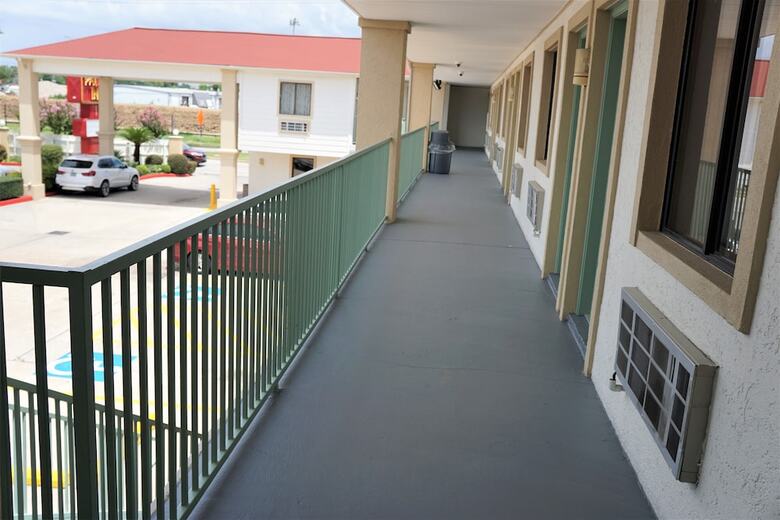 Motel Palace Inn - Antoine