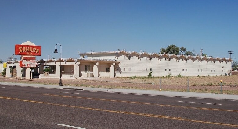 Motel Sahara Inn