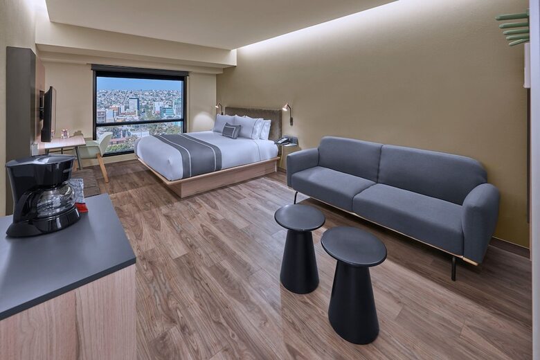 Hotel City Express Plus By Marriott Ciudad De Mexico Interlomas