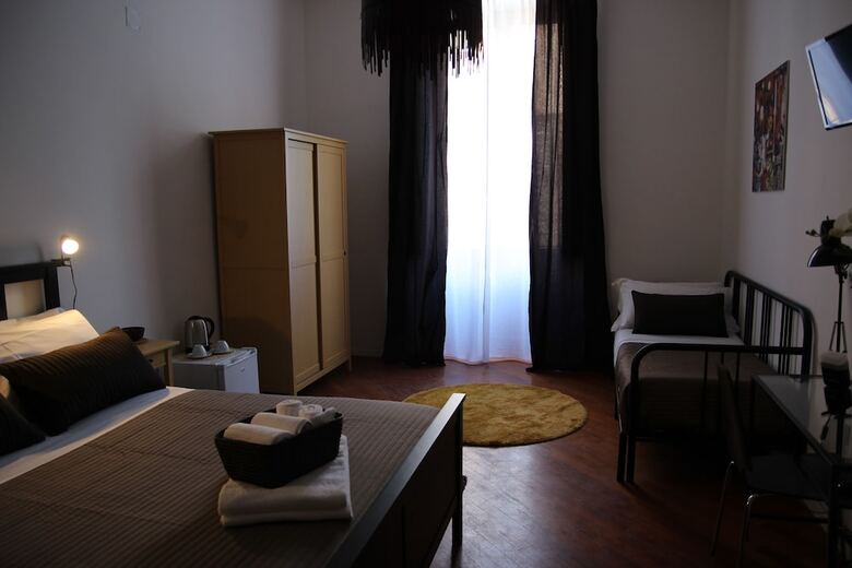 B&B Gallidoro Maqueda 124 St