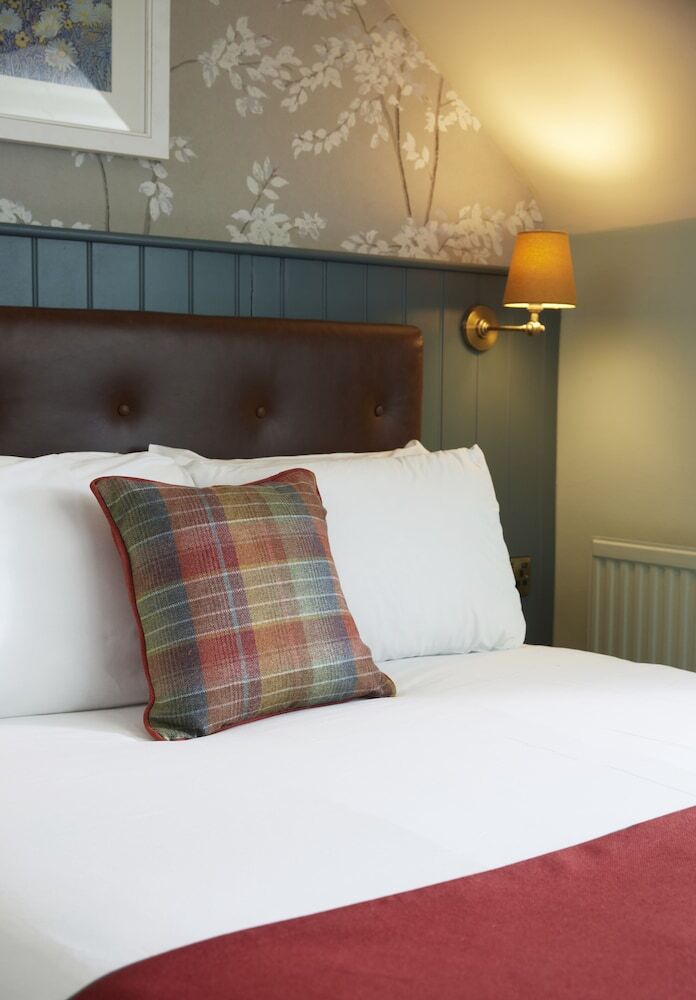 Castle Hotel By Chef And Brewer Collection