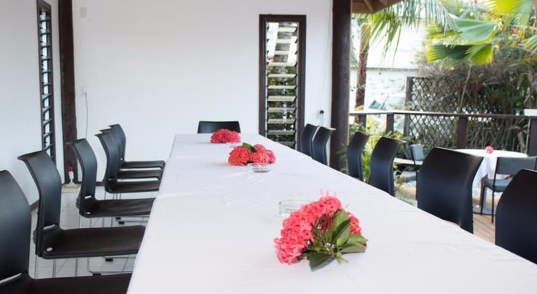 Eden's Edge Hotel