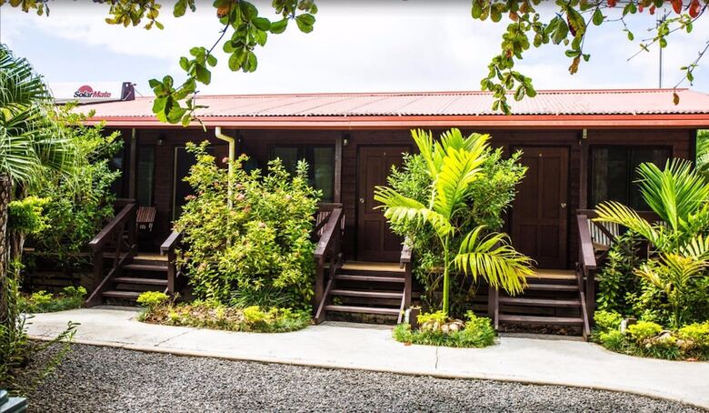 Eden's Edge Hotel