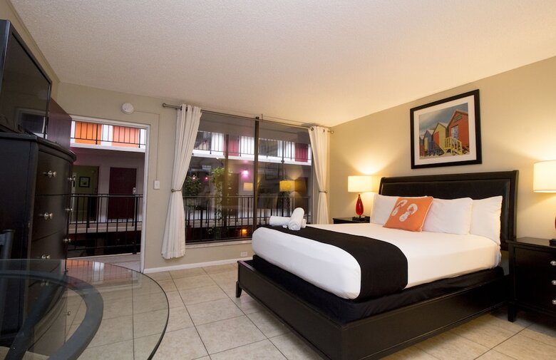 Hotel Rooftop Resort - Clothing Optional - Adult Only