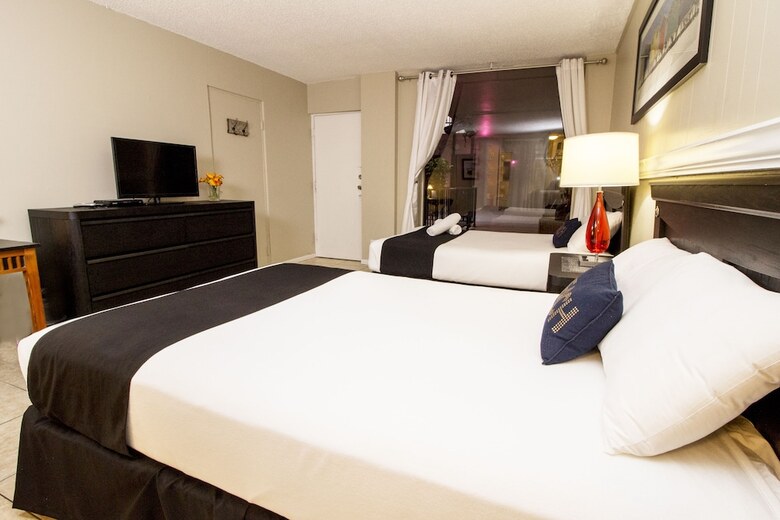 Hotel Rooftop Resort - Clothing Optional - Adult Only