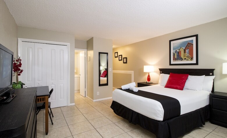 Hotel Rooftop Resort - Clothing Optional - Adult Only