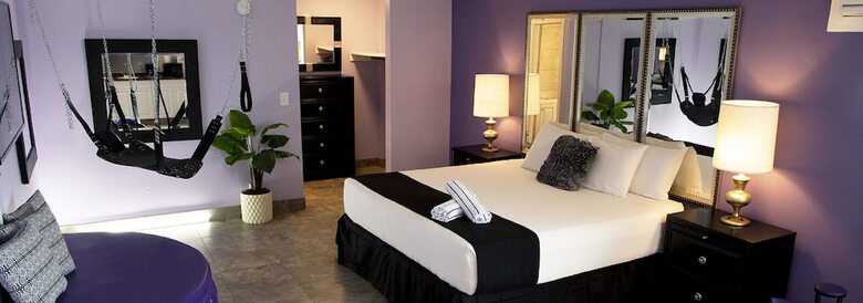 Hotel Rooftop Resort - Clothing Optional - Adult Only