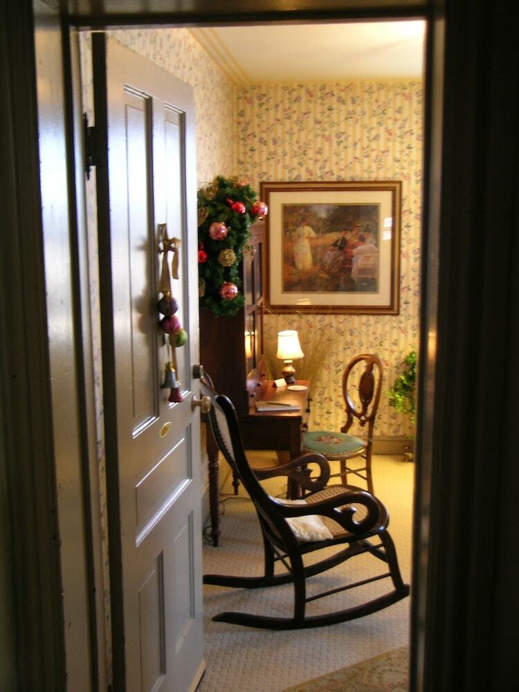 Bed & Breakfast Morning Glory Inn