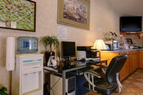 Motel Edinburg Executive Inn