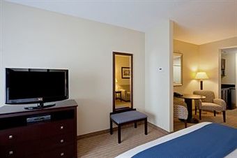 Hotel Holiday Inn Express & Suites Malone