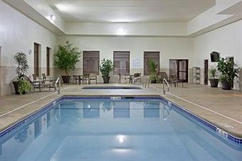 Hotel Holiday Inn Express & Suites Malone