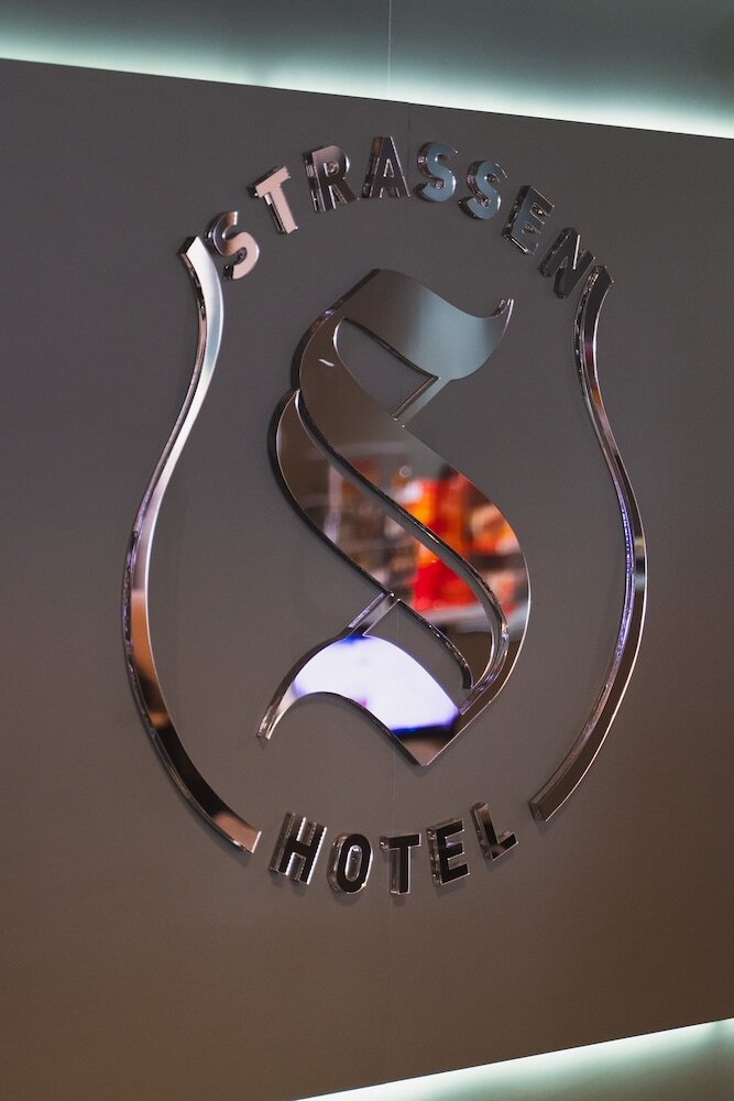 Strassen Hotel
