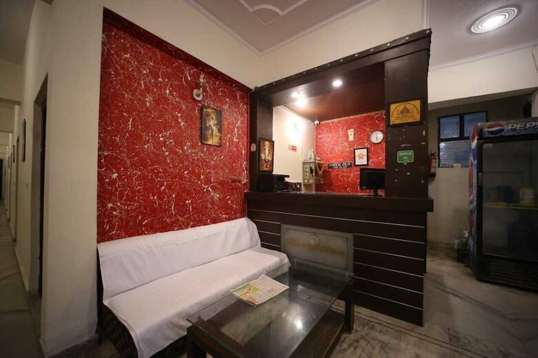 Hotel Ambika Palace By Shiwani Associate