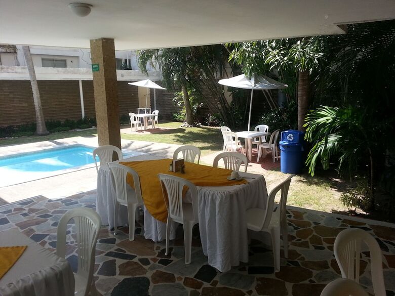 Hotel Vallclaire Suites