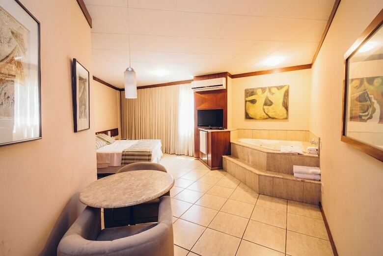Hotel Crystal