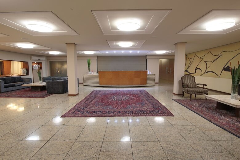 Hotel Crystal