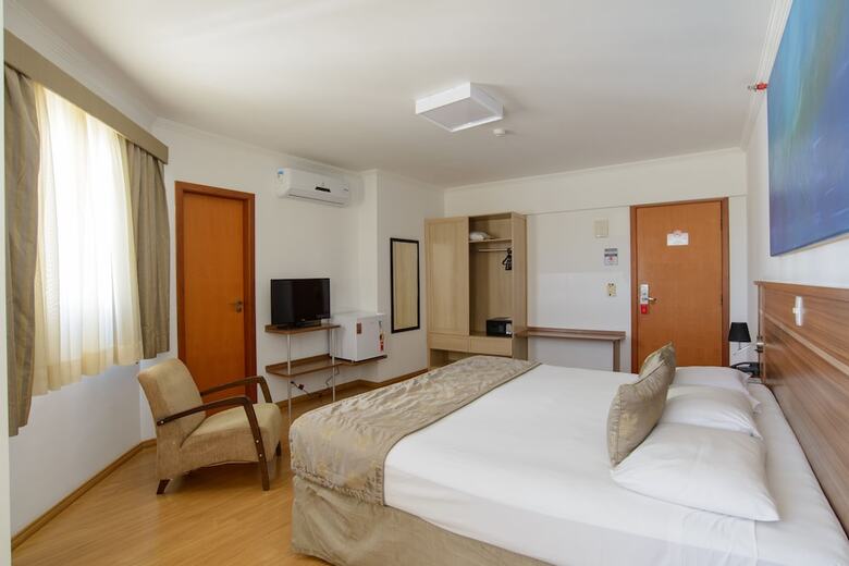 Faro Hotel S�o Jos� Dos Campos