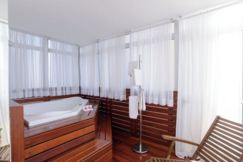 Faro Hotel S�o Jos� Dos Campos