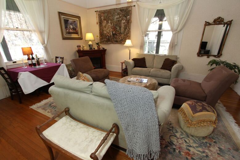 Bed & Breakfast Kelley & Young Wine Garden Inn