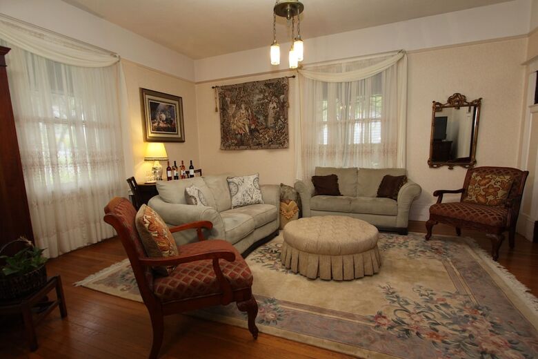 Bed & Breakfast Kelley & Young Wine Garden Inn