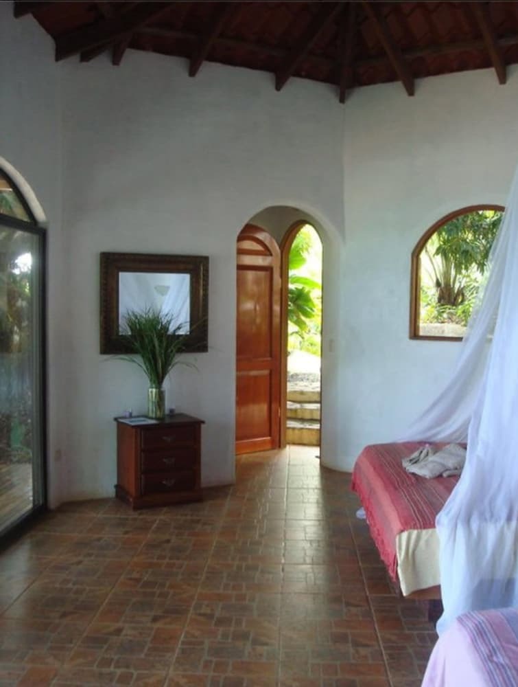 Lagunavista Villas