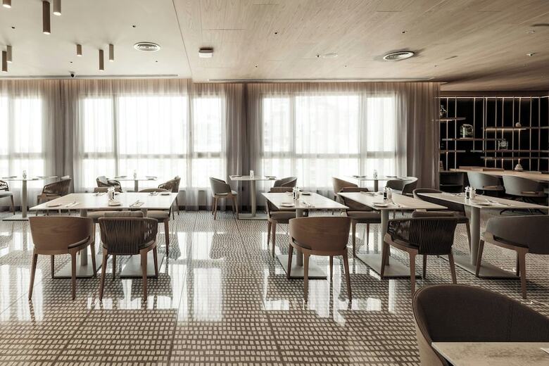 AC Hotel By Marriott St. Julian's