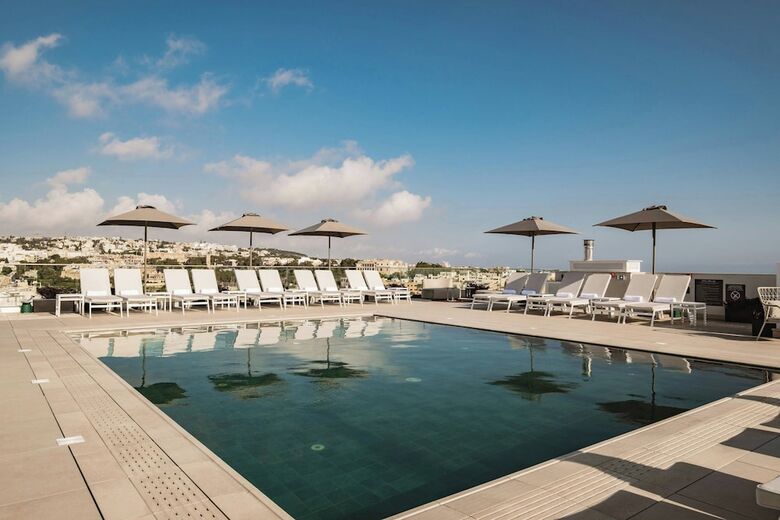 AC Hotel By Marriott St. Julian's