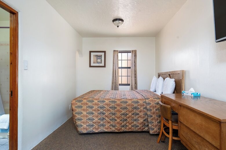 Motel King's Rest Court Inn