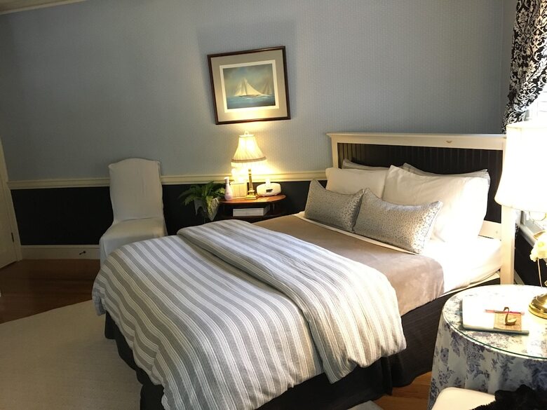 Bed & Breakfast Pinecrest Inn