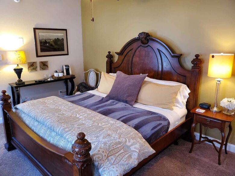 Bed & Breakfast Pinecrest Inn