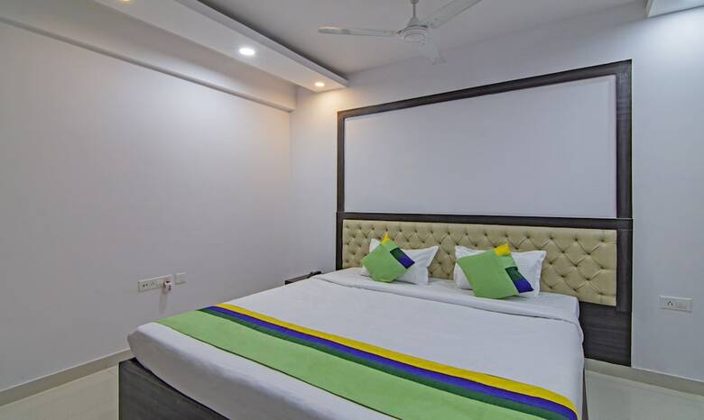 Hotel Treebo The Platinum Studio 50