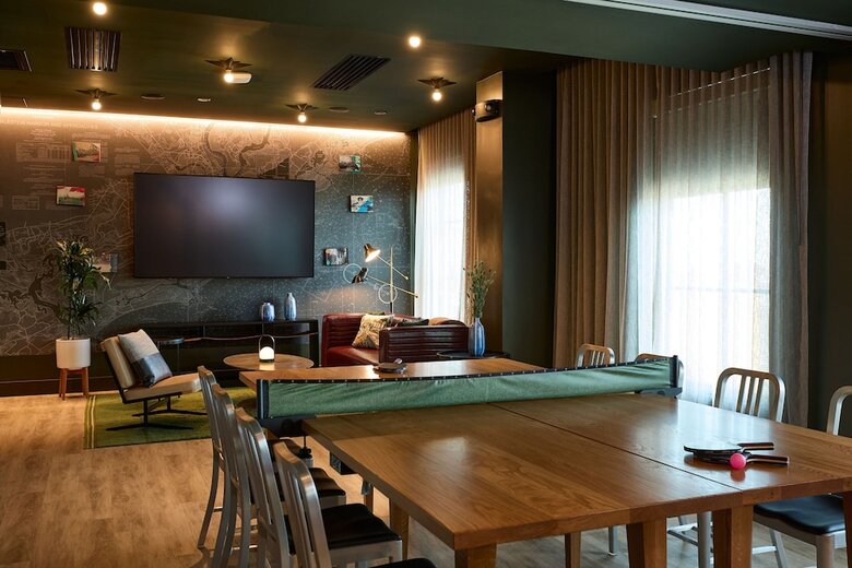 Hotel Moxy Charleston Downtown