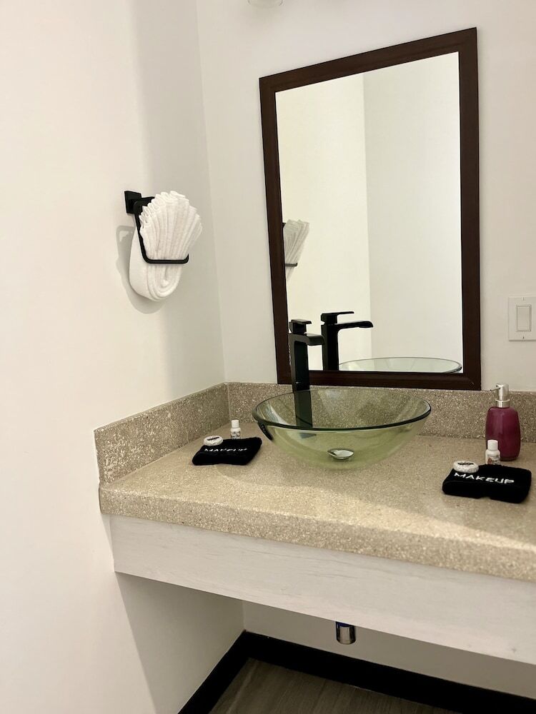 The Watermark Hotel