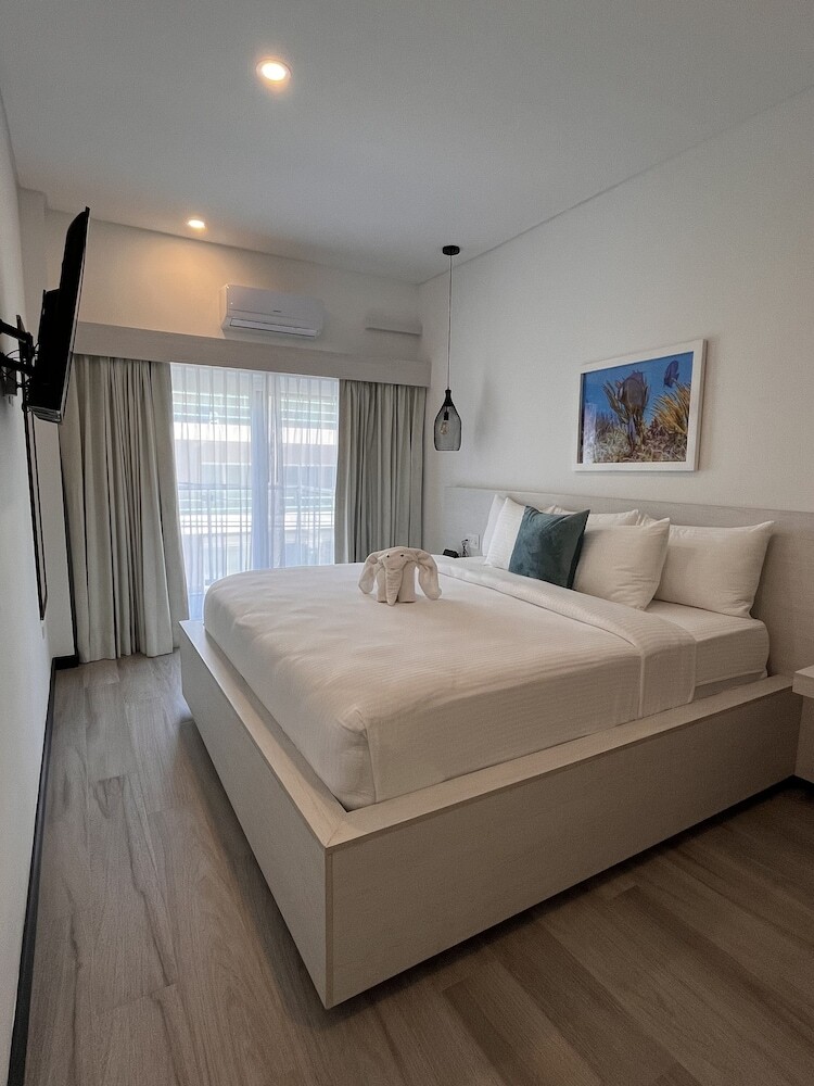 The Watermark Hotel