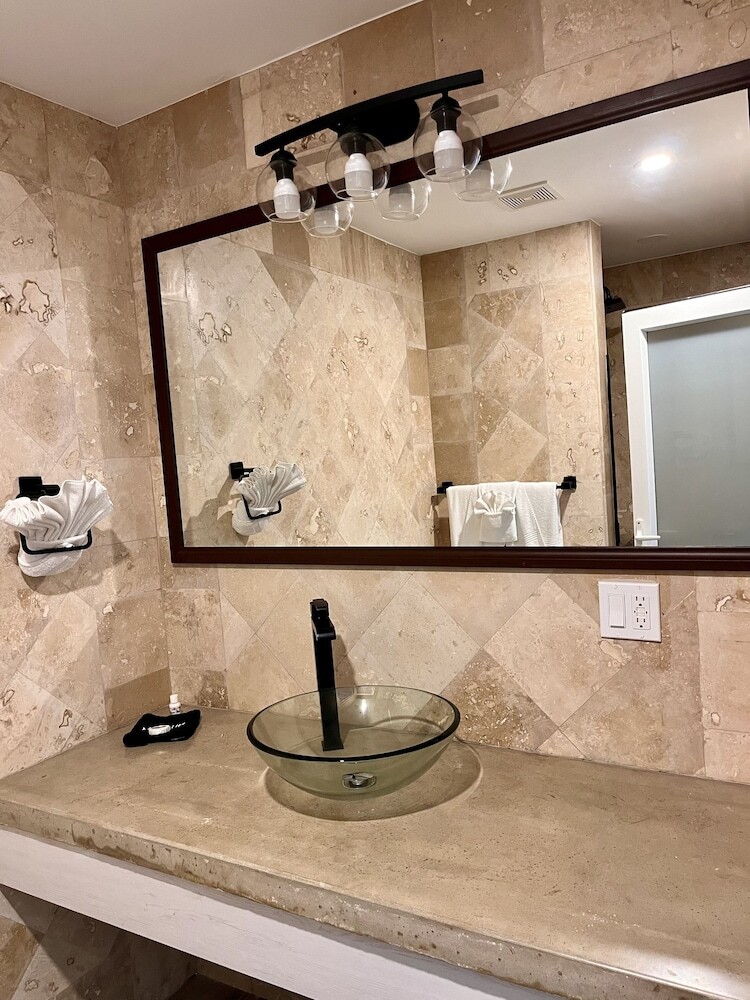 The Watermark Hotel