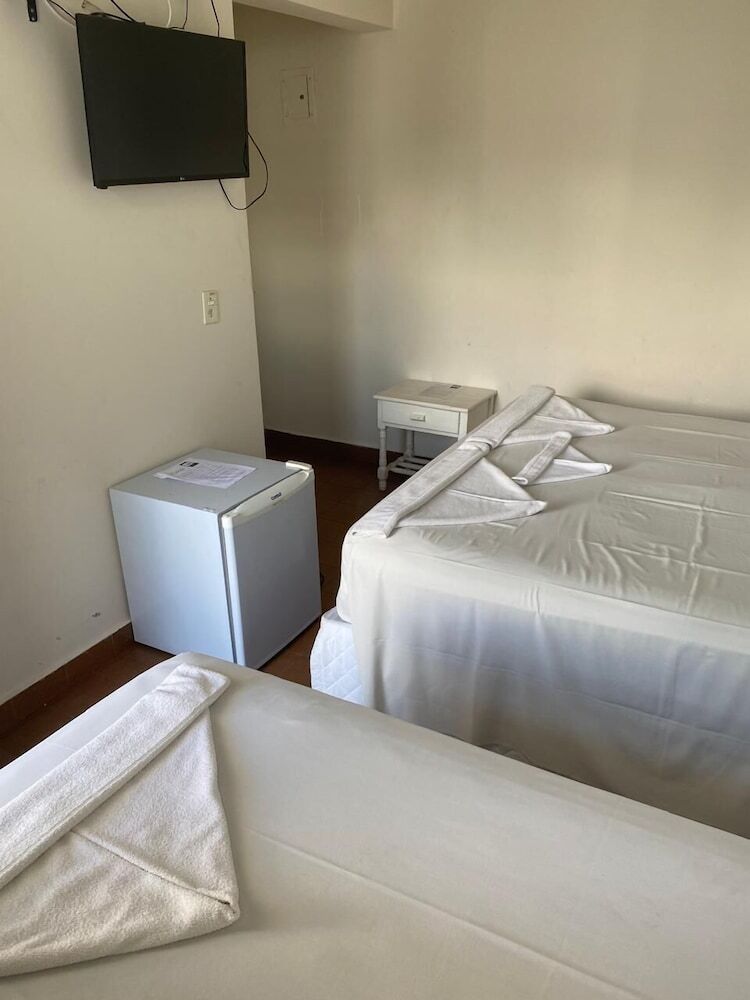 Hotel Pousada Garoupas