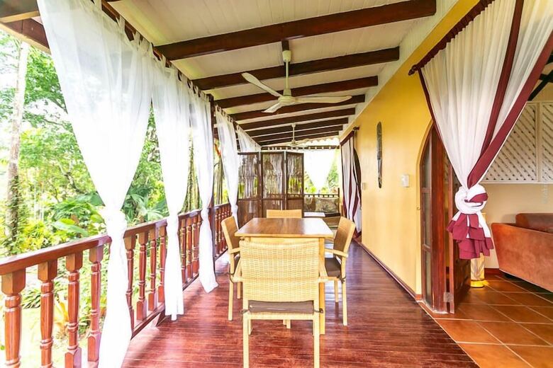 Hotel El Encanto