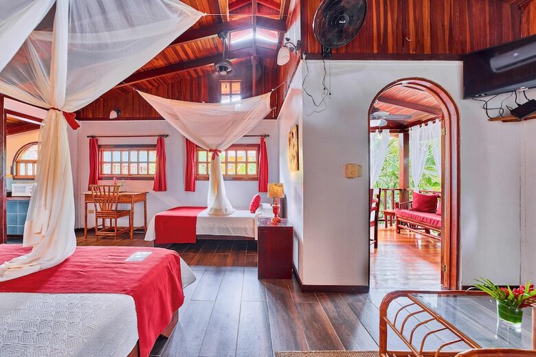 Hotel El Encanto