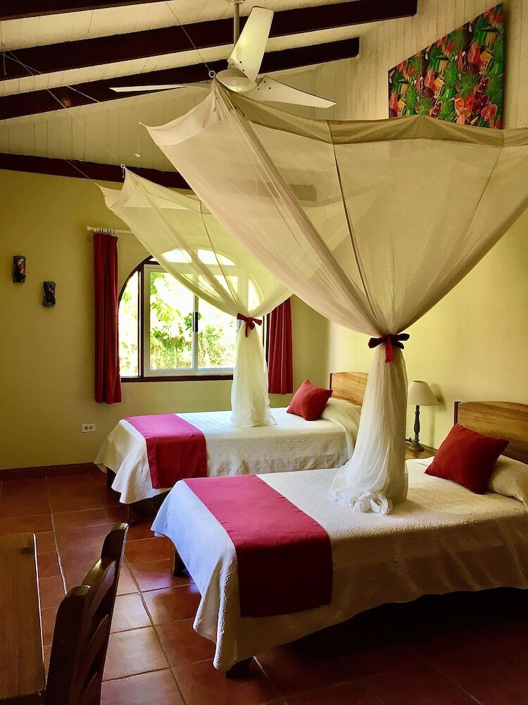 Hotel El Encanto
