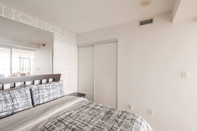Aparthotel Luxury Waterfront View & Free Parking