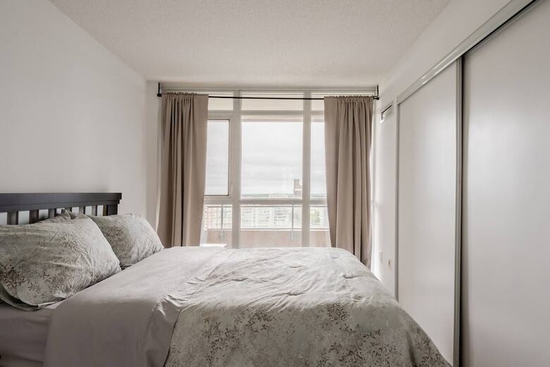 Aparthotel Luxury Waterfront View & Free Parking