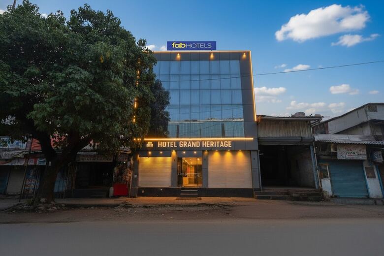 Fabhotel Grand Heritage