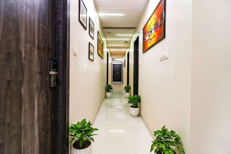 Fabhotel Grand Heritage