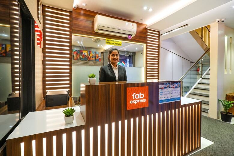 Fabhotel Grand Heritage