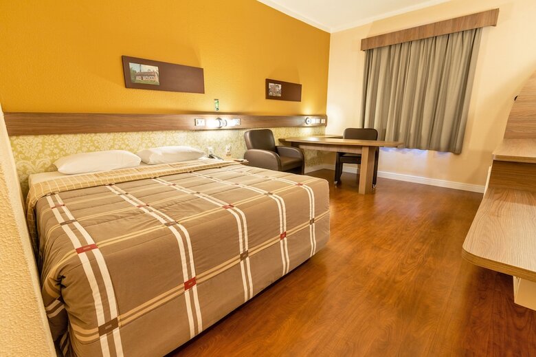 Hotel 10 Curitiba