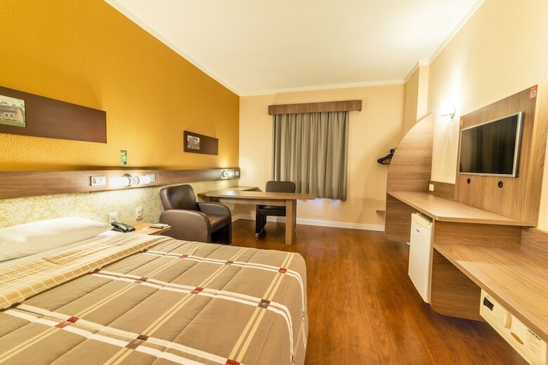 Hotel 10 Curitiba