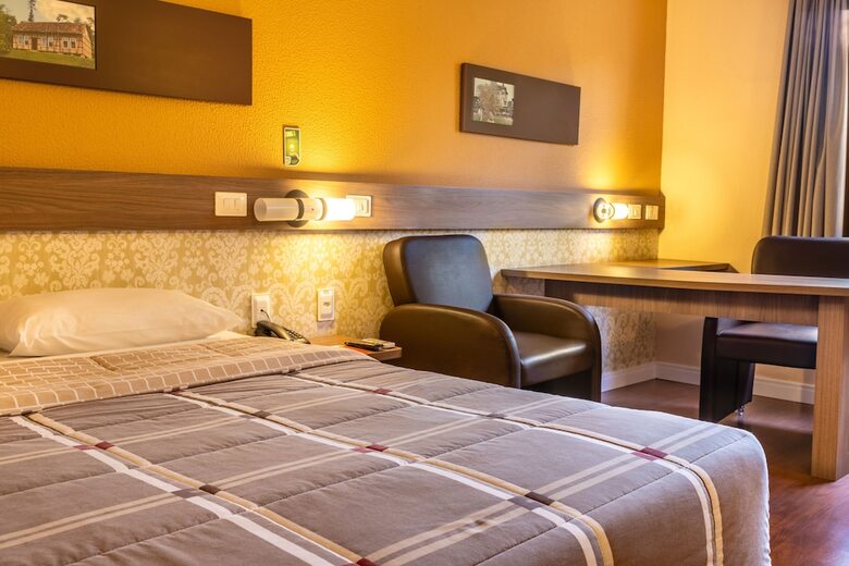 Hotel 10 Curitiba